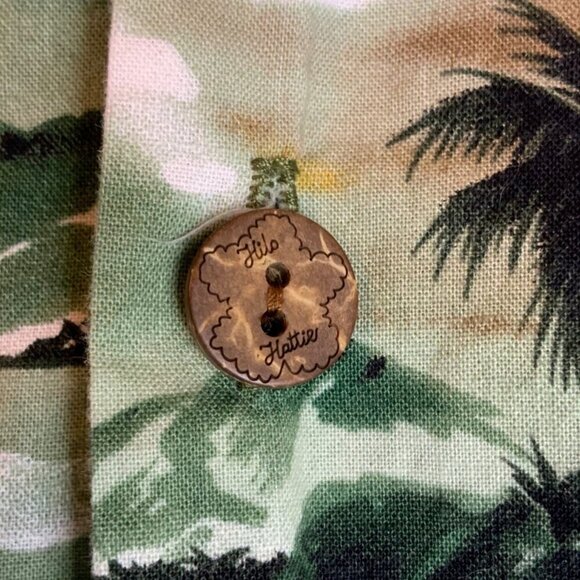 Hilo Hattie Mens Hawaiian Aloha Shirt Size 2XL Green Palm Tree Print Cotton Luau - Picture 4 of 5